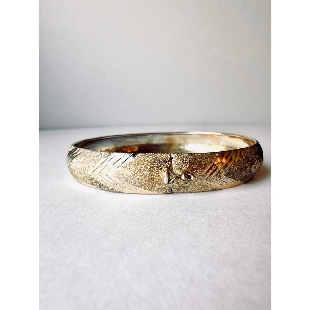 Vintage Sterling Silver Sand Blasted Bangle Bracelet Chevron 925 - Picture 6 of 11